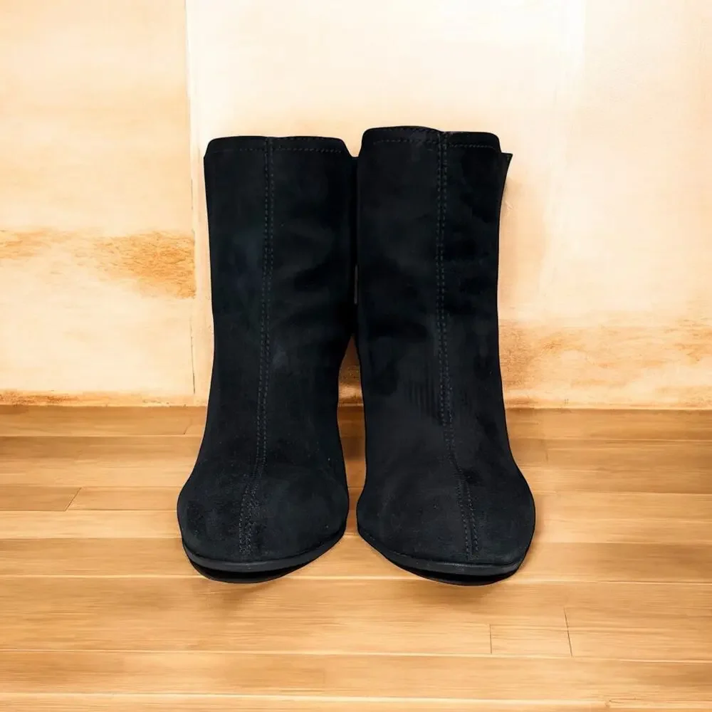 Tory Burch Chelsea Suede Bootie Size 9M